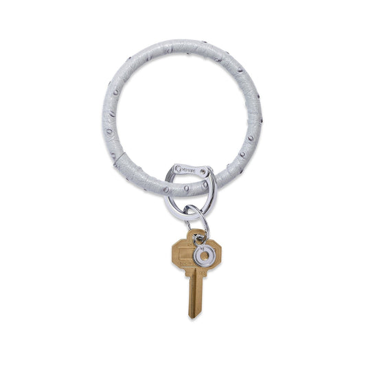 The Lavender Ostrich Big O® Key Ring features luxe ostrich-embossed leather in a soft lavender hue. Chic, durable, and perfect for a stylish, hands-free carry.