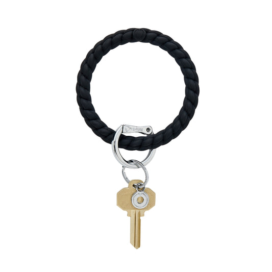Oventure Big O Keyring in black braided silicone.  This keychain has silver split ring and locking carabiner clasp.