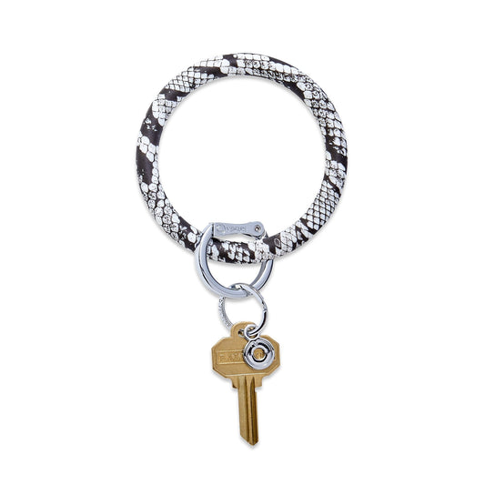 Black and white snakeskin print silicone big O key ring with silver locking clasp