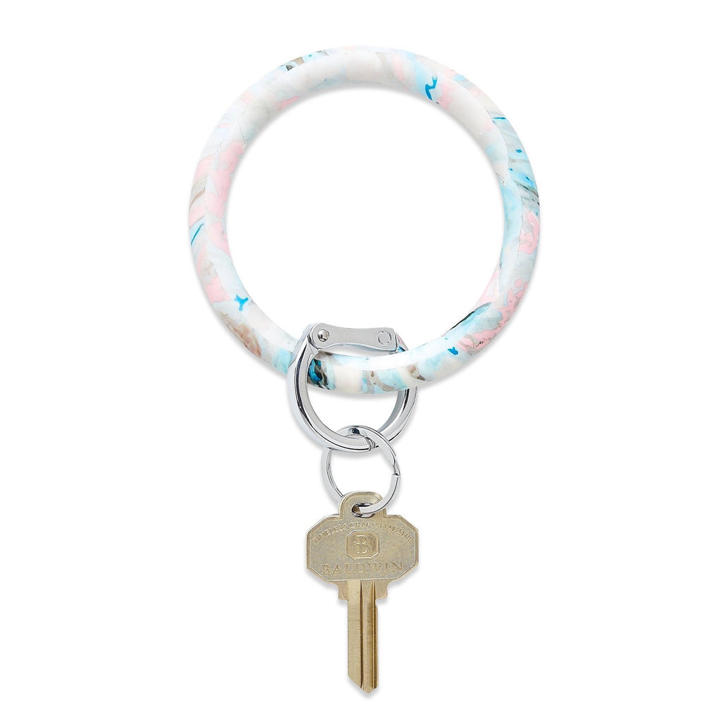 Baby blue, light pink, off white marble swirl print silicone big o key ring