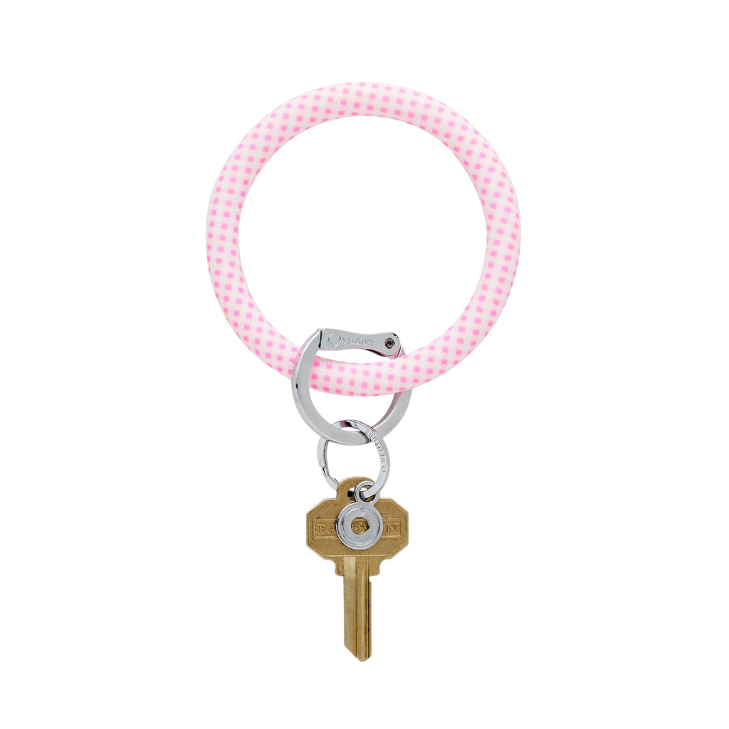 Light pink gingham Big O key ring printed silicone with silver Oventure locking clasp.
