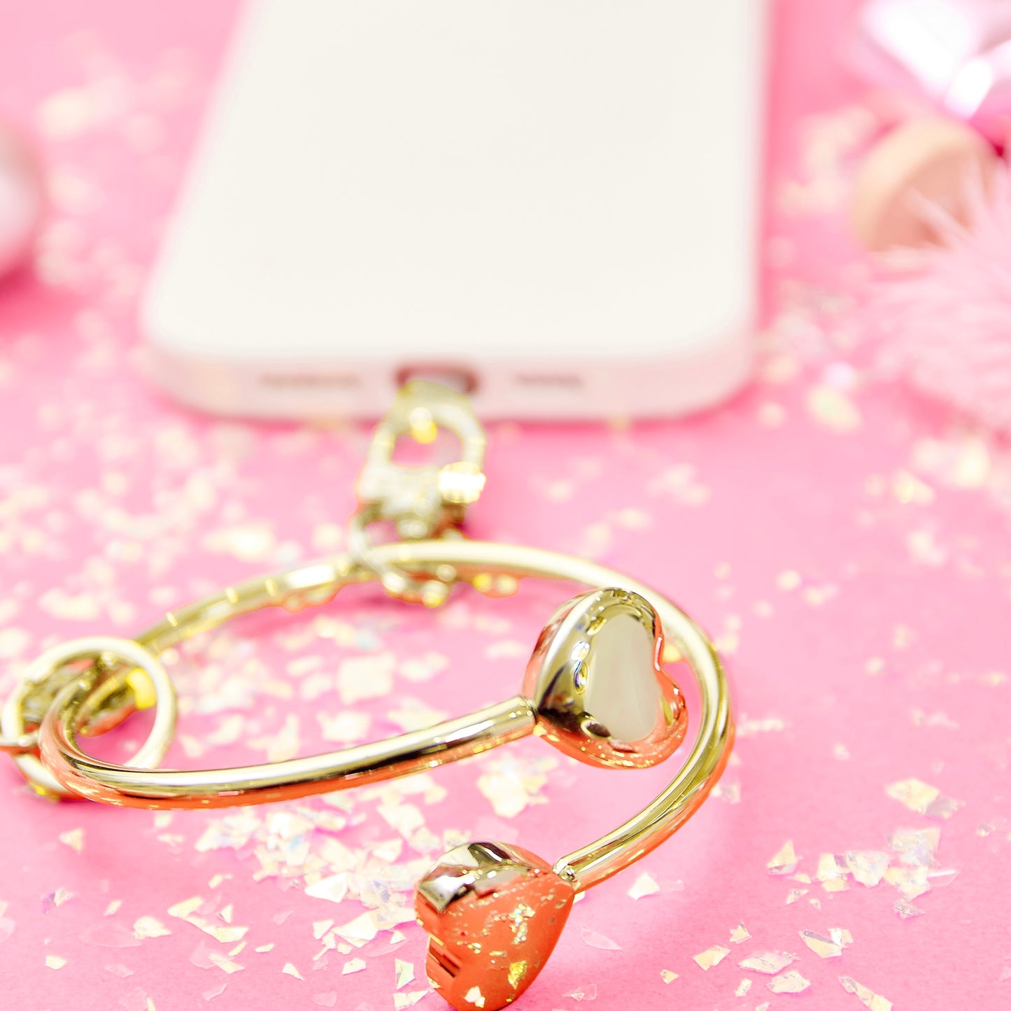 Chic wristlet accessory: Big O Phone Bracelet