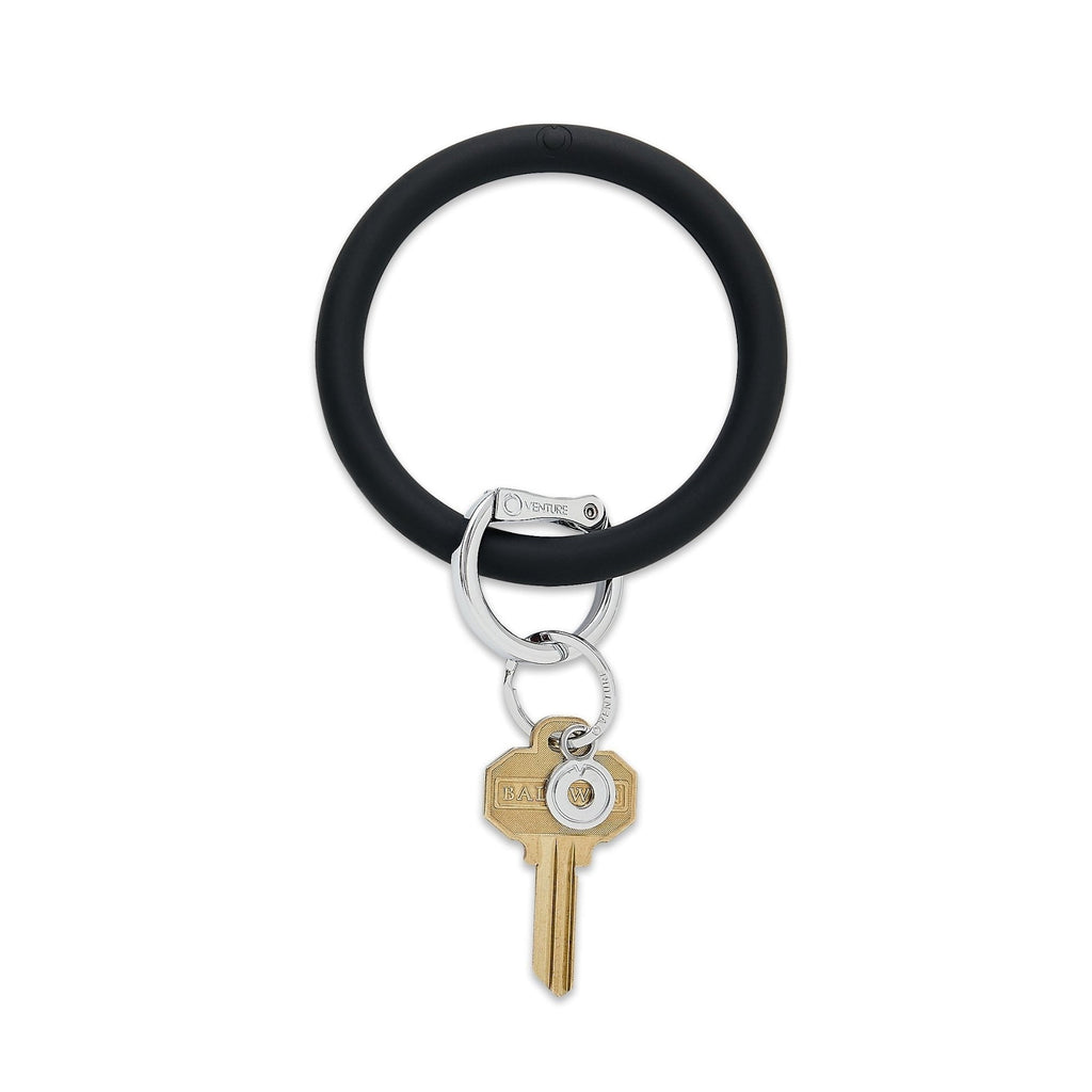 Big O Keyring in back in black silicone with silver hardware
